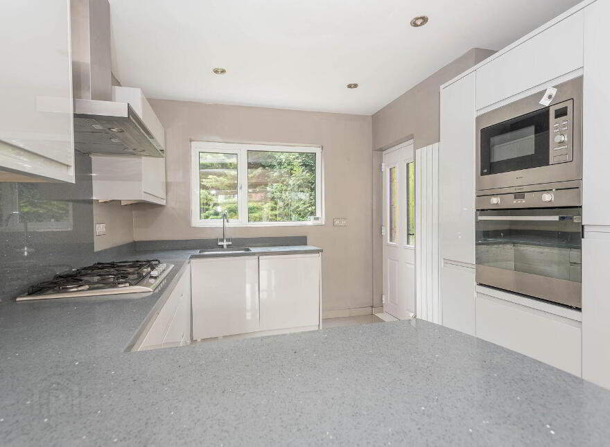 1 Fairway Avenue, Belfast, BT9 5NL