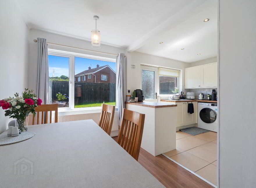 16 Woodbreda Avenue, Belfast, BT8 7JJ