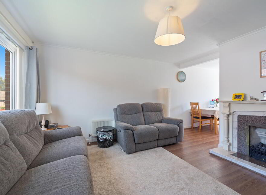 16 Woodbreda Avenue, Belfast, BT8 7JJ