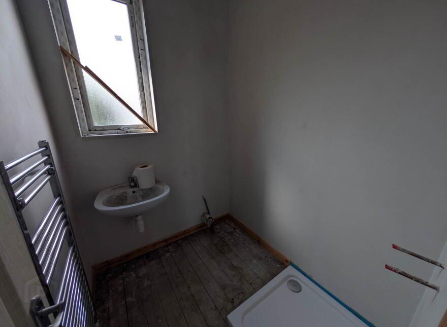 44 Upper Waterloo Road, Larne, BT40 1HD