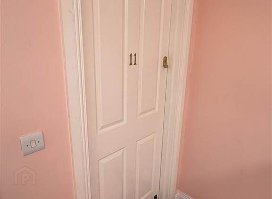 11 Lanyon Manor, Lanyon Manor, 2 - 4 Eglantine Place, Belfast, BT9 6EY