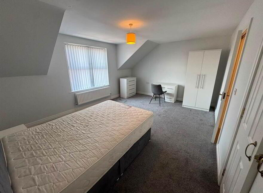11 Lanyon Manor, Lanyon Manor, 2 - 4 Eglantine Place, Belfast, BT9 6EY