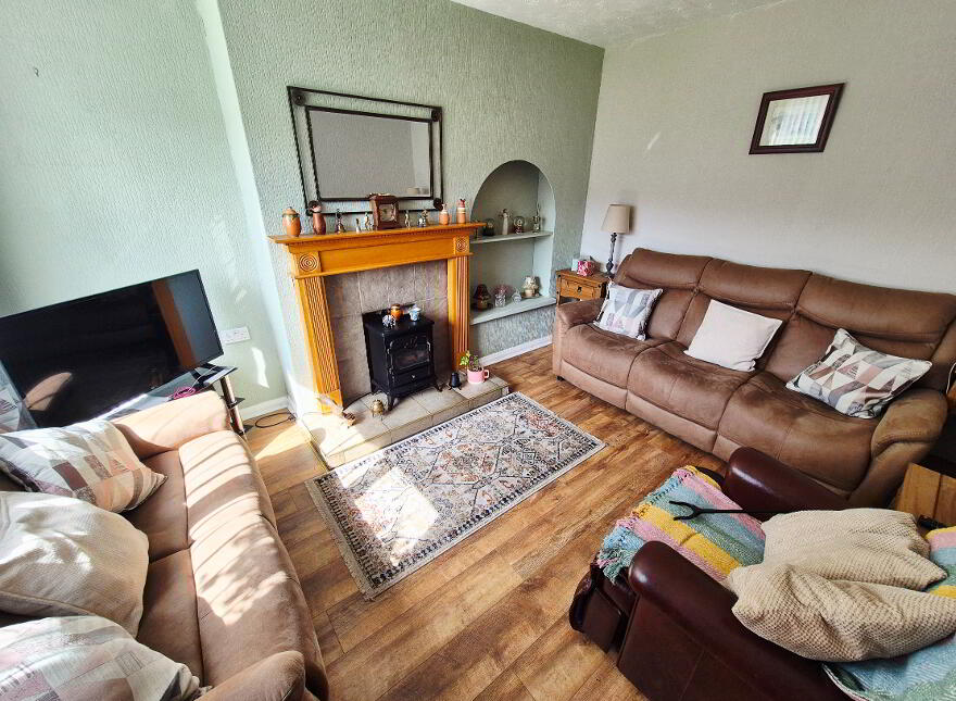 84 Bushmills Road, Coleraine, BT52 2BT