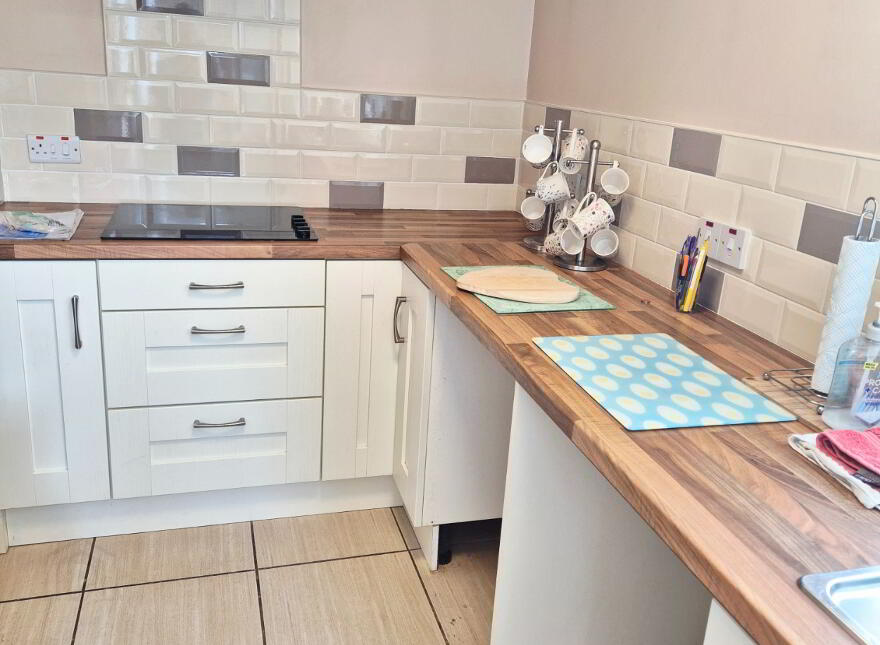 84 Bushmills Road, Coleraine, BT52 2BT
