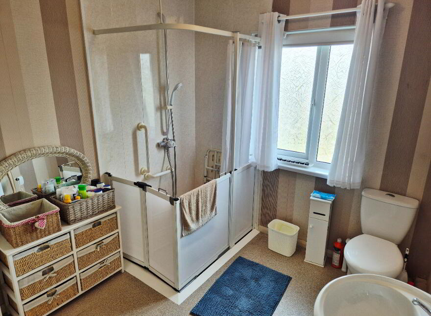 84 Bushmills Road, Coleraine, BT52 2BT
