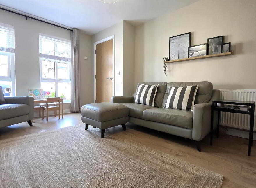 21 Ballyveigh Crescent, Antrim, BT41 2FL