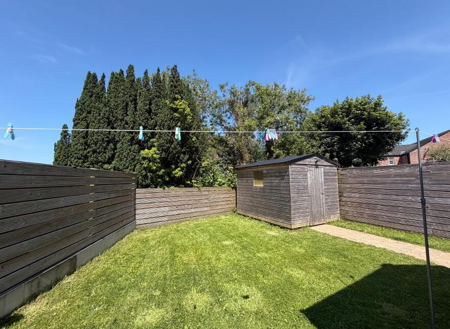 40 Hawthorn Grove, Strabane, BT82 8FF