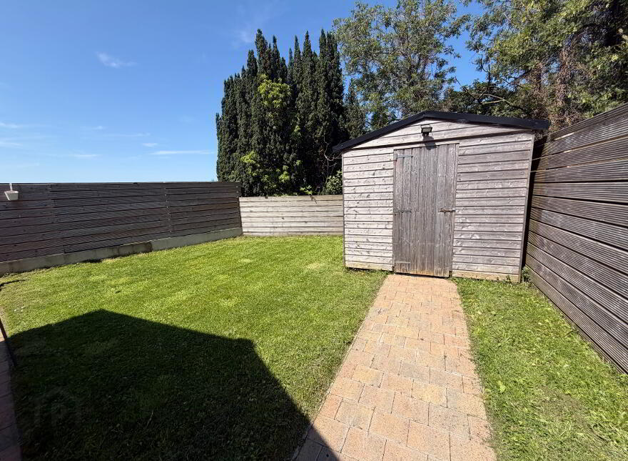 40 Hawthorn Grove, Strabane, BT82 8FF