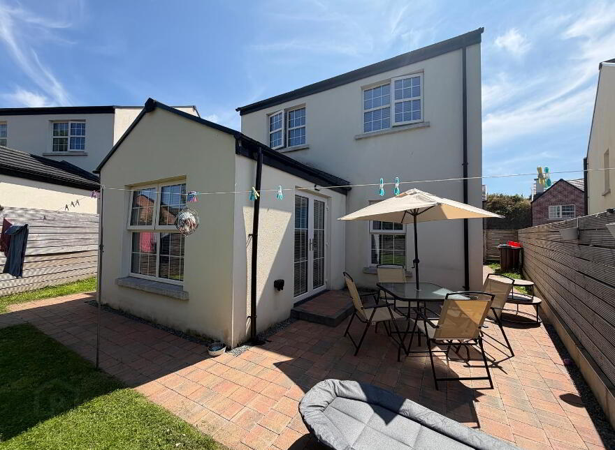 40 Hawthorn Grove, Strabane, BT82 8FF