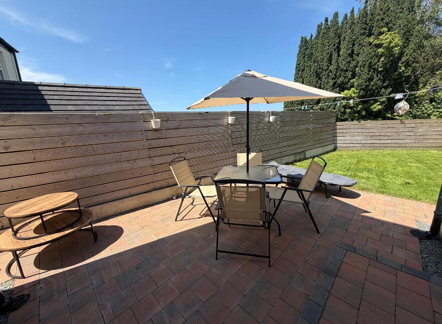 40 Hawthorn Grove, Strabane, BT82 8FF