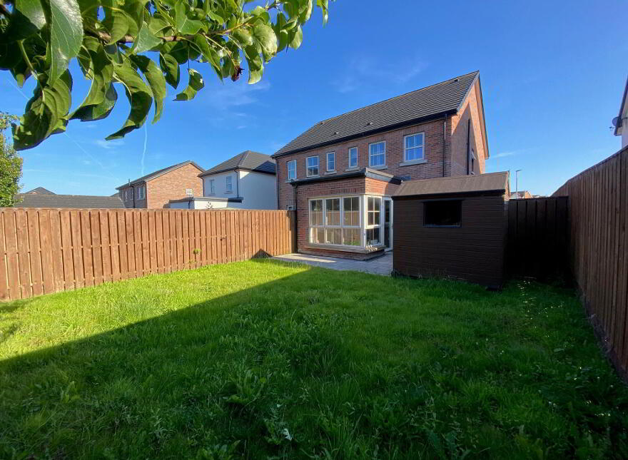 10 Helens Wood Lane, Bangor, BT19 1GE
