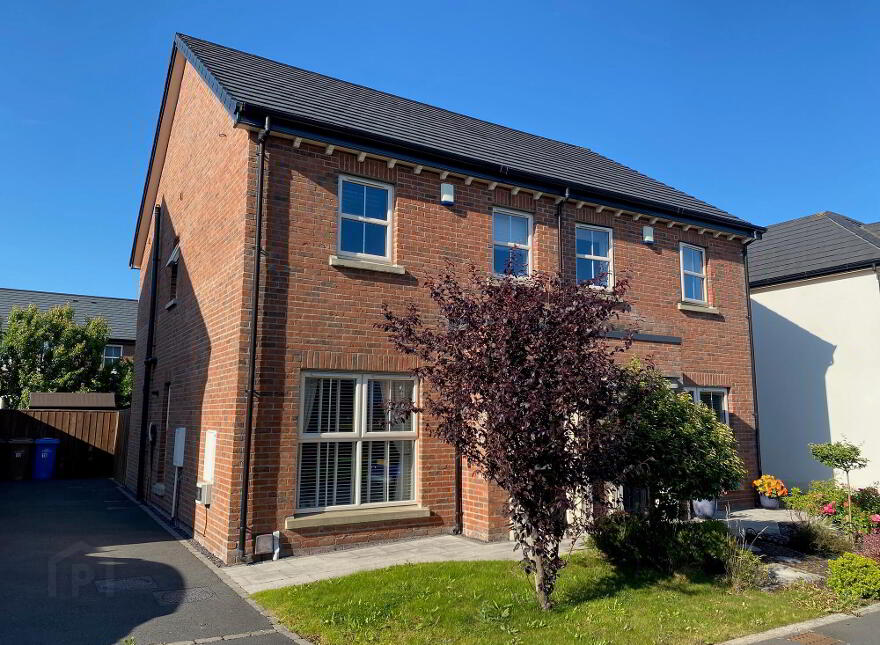10 Helens Wood Lane, Bangor, BT19 1GE