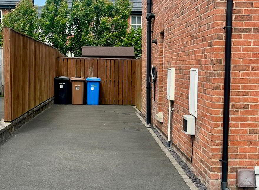 10 Helens Wood Lane, Bangor, BT19 1GE