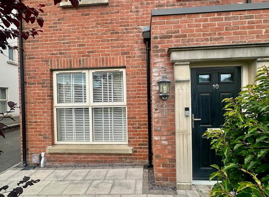10 Helens Wood Lane, Bangor, BT19 1GE