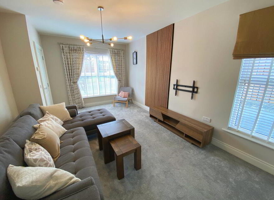 10 Helens Wood Lane, Bangor, BT19 1GE