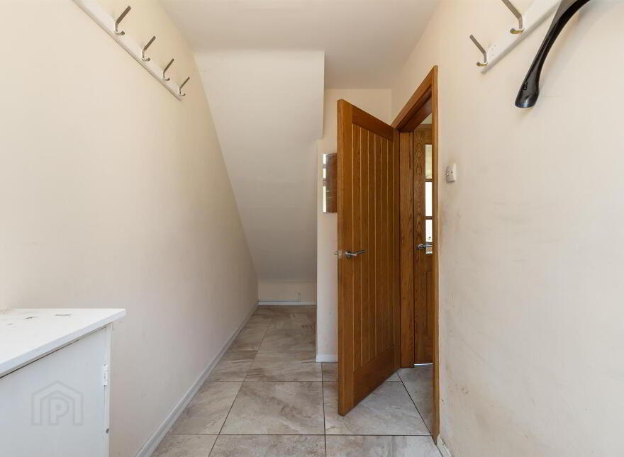 18 Inisharoan Court, Newtownards, BT23 8LZ