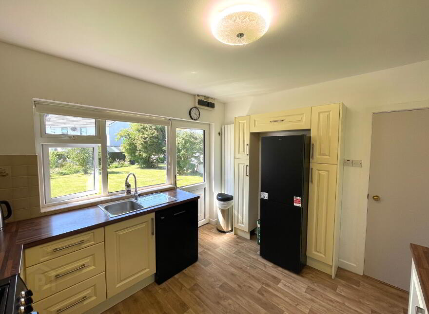 17 Rosscolban Court, Kesh, BT93 1UL