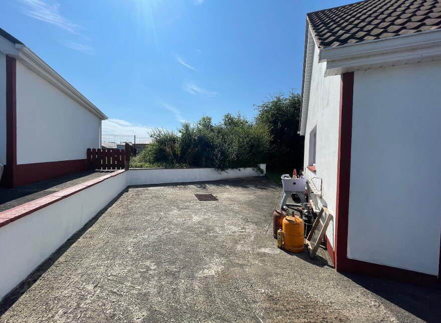 17 Rosscolban Court, Kesh, BT93 1UL