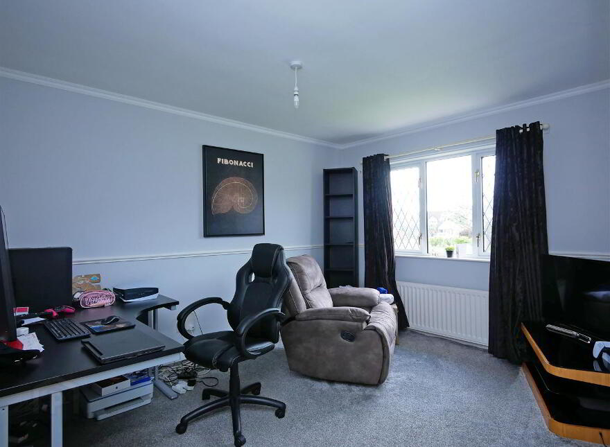 24 Baronscourt Avenue, Saintfield Road, Carryduff, Belfast, BT8 8BG