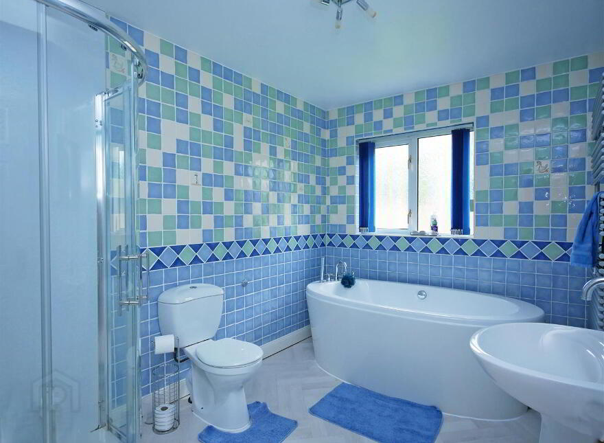 24 Baronscourt Avenue, Saintfield Road, Carryduff, Belfast, BT8 8BG
