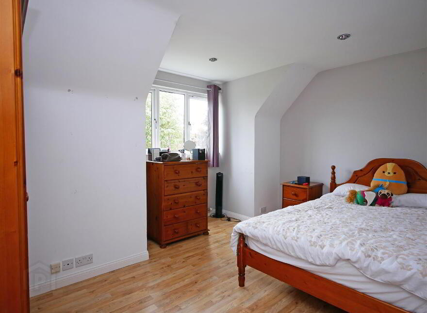 24 Baronscourt Avenue, Saintfield Road, Carryduff, Belfast, BT8 8BG