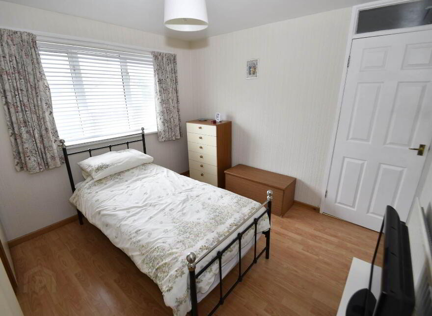 6 Laurel Park, Dunmurry, Belfast, BT17 0DP