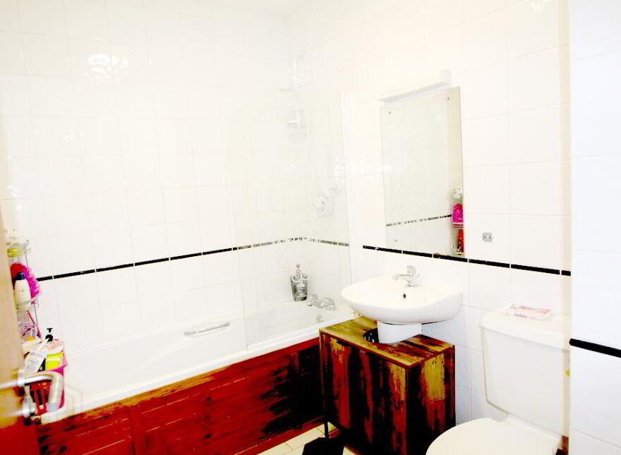 Altmore House, Tara Street, Tullamore, R35E421