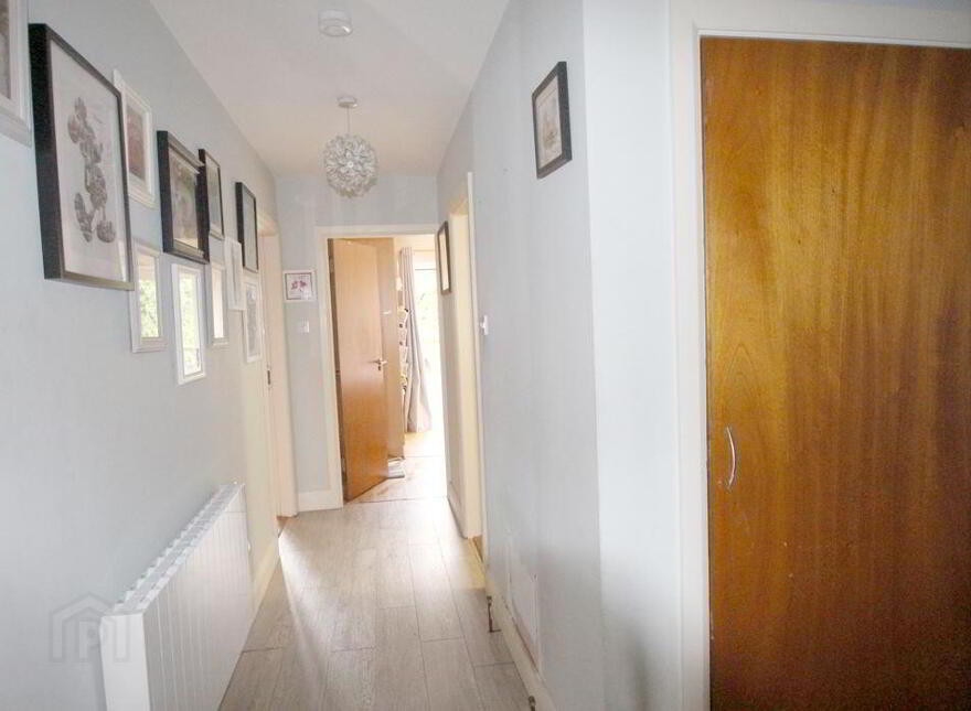 Altmore House, Tara Street, Tullamore, R35E421