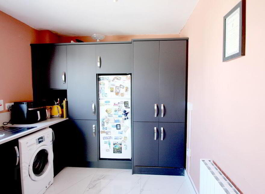 Altmore House, Tara Street, Tullamore, R35E421