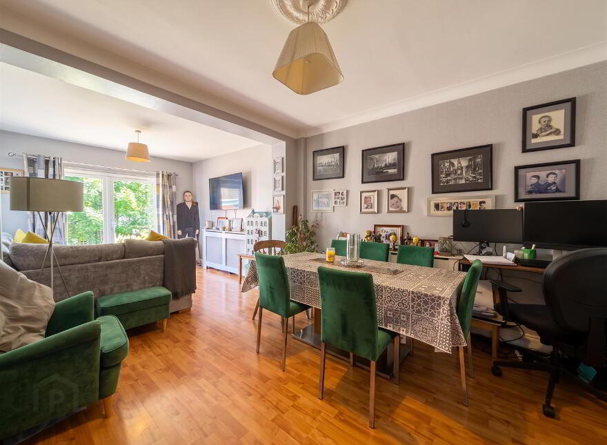 35 Dunkeld Gardens, Belfast, BT14 6NT