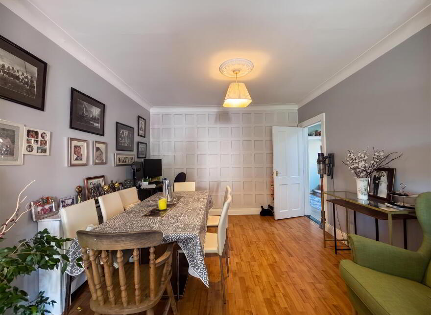 35 Dunkeld Gardens, Belfast, BT14 6NT