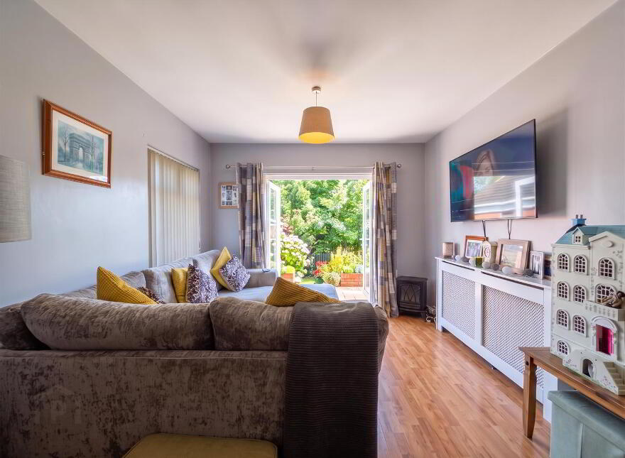 35 Dunkeld Gardens, Belfast, BT14 6NT