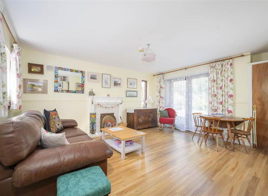 61 Lockview Road, Belfast, BT9 5FJ