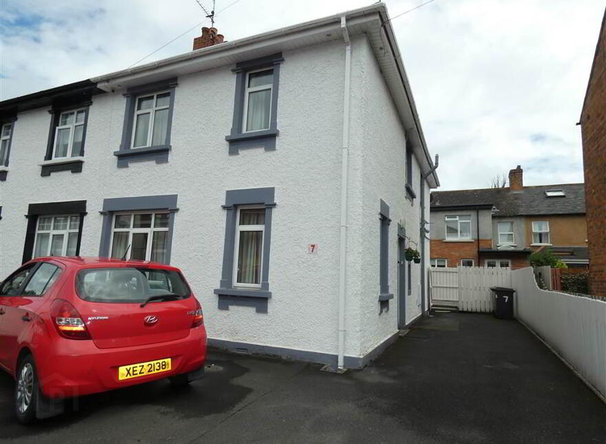 7 Ebrington Gardens, Ballyhackamore, Belfast, BT4 3BY photo