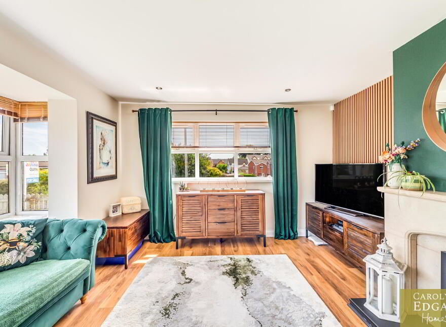 2 Todds Hill Park, Saintfield, Ballynahinch, BT24 7FB