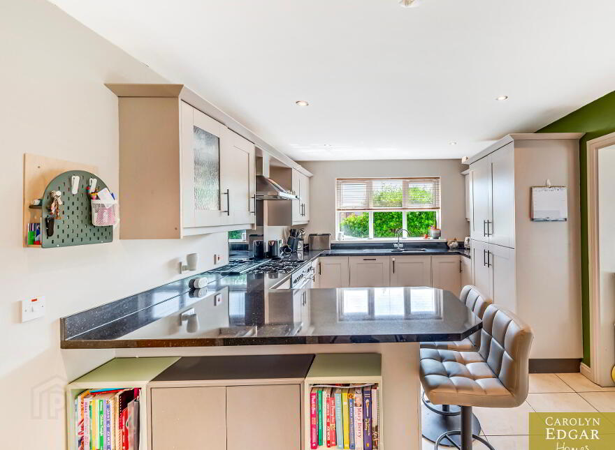 2 Todds Hill Park, Saintfield, Ballynahinch, BT24 7FB