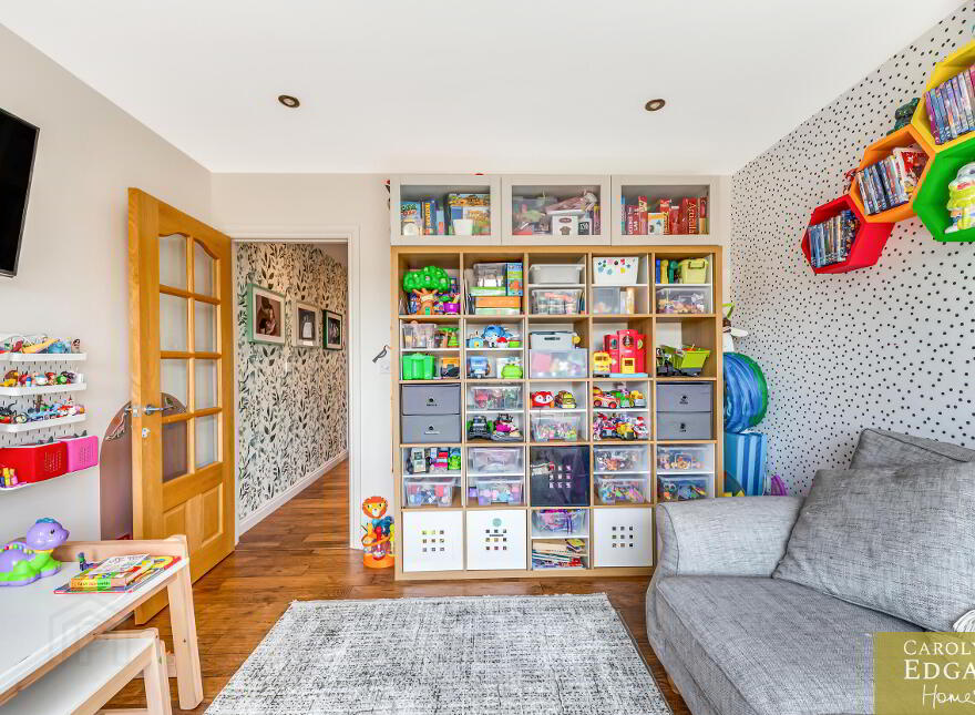 2 Todds Hill Park, Saintfield, Ballynahinch, BT24 7FB