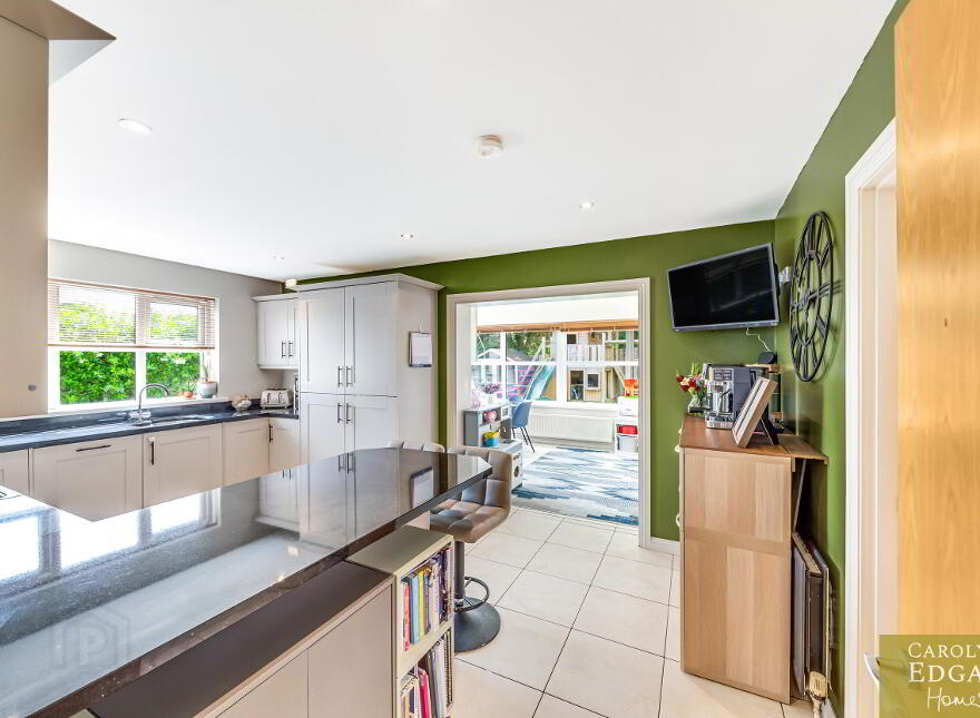 2 Todds Hill Park, Saintfield, Ballynahinch, BT24 7FB