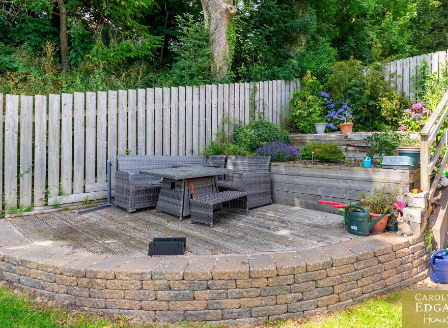 2 Todds Hill Park, Saintfield, Ballynahinch, BT24 7FB