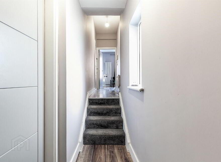 Apartment 2 153 Albertbridge Road, Belfast, BT5 4PS