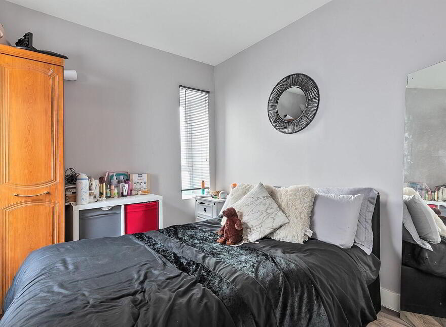 Apartment 2 153 Albertbridge Road, Belfast, BT5 4PS