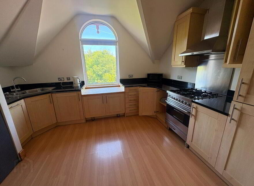 Apt 4, 6 Sans Souci Park, Belfast, BT9 5BZ