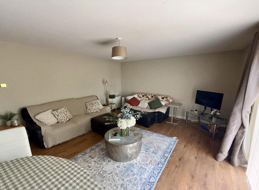 3 Kings Court, Belfast, BT10 0AF