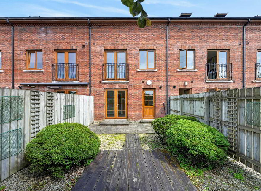 8 Castlegrange, Belfast, BT5 7GT