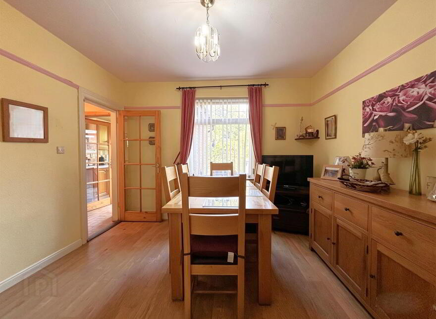 23 Thirlmere Gardens, Belfast, BT15 5EF