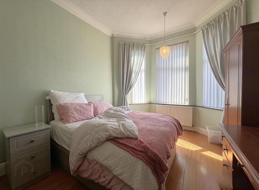 23 Thirlmere Gardens, Belfast, BT15 5EF