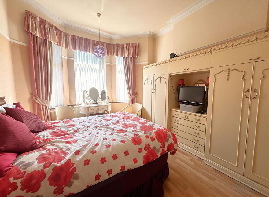 23 Thirlmere Gardens, Belfast, BT15 5EF
