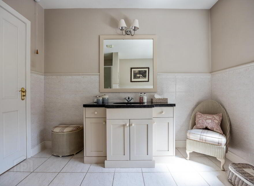 1 Oaklands, Hillsborough, BT26 6HZ