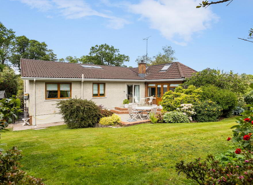 1 Oaklands, Hillsborough, BT26 6HZ