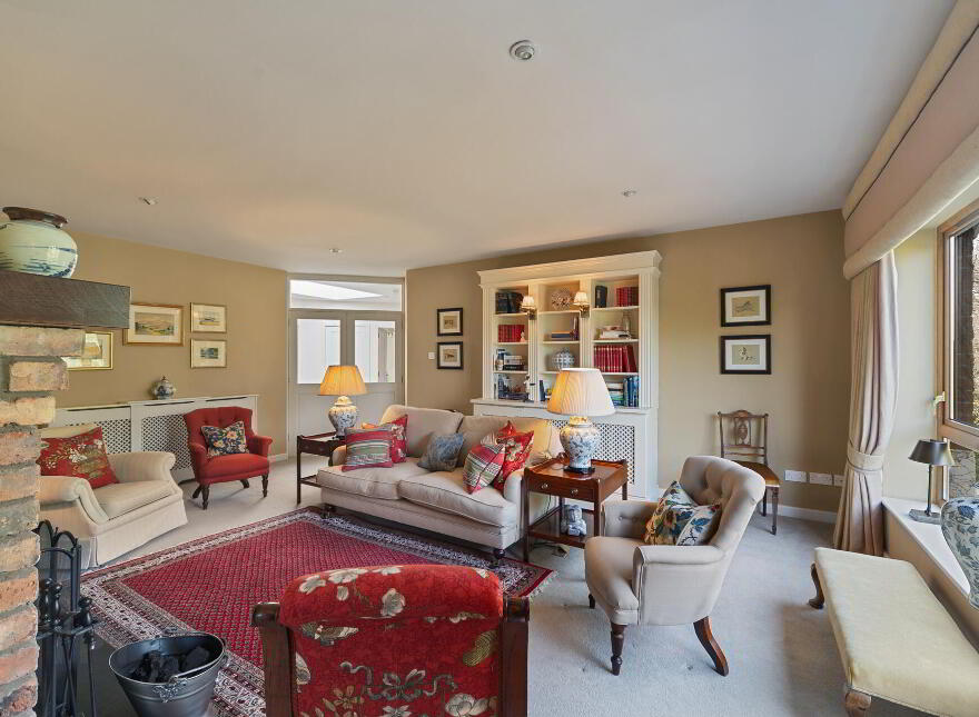 1 Oaklands, Hillsborough, BT26 6HZ
